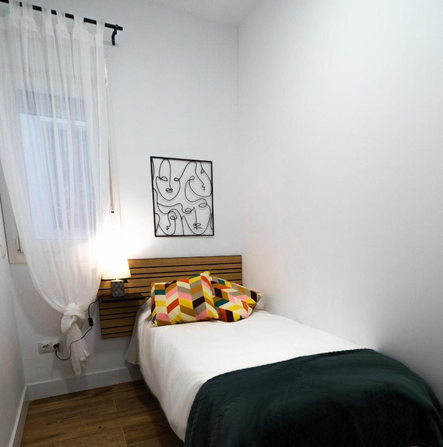 Apartament 2 A 6 Pax Museos Y Ronda De Atocha Madryt Zewnętrze zdjęcie