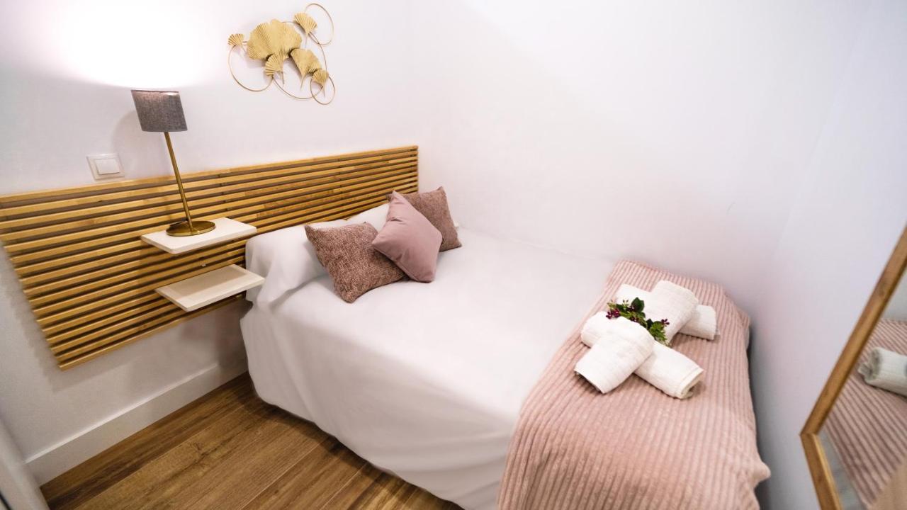 Apartament 2 A 6 Pax Museos Y Ronda De Atocha Madryt Zewnętrze zdjęcie